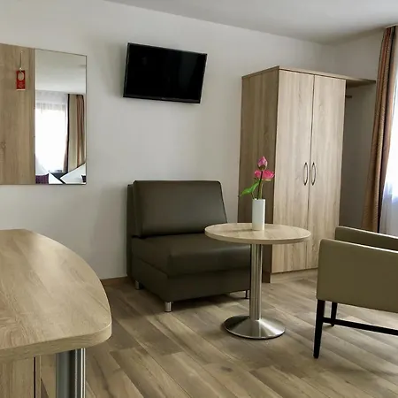 A Lotus Bed and Breakfast Μπέμπλινγκεν