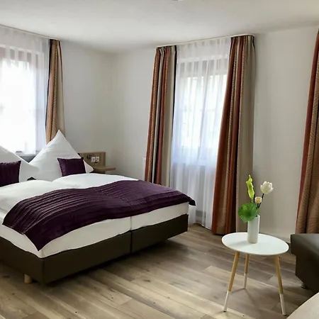 A Lotus Bed & Breakfast Boeblingen