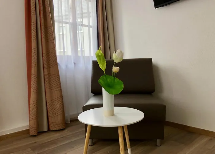 A Lotus Bed & Breakfast Böblingen